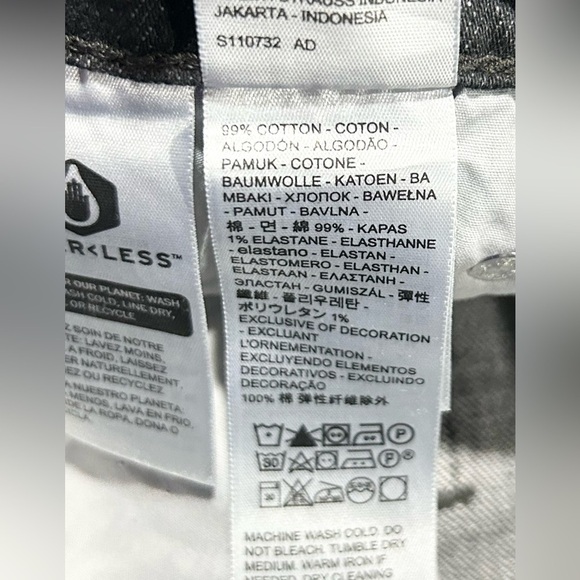 NEW Levi's 70's High Flare Jeans in Just a Hint 25 - Picture 15 of 16